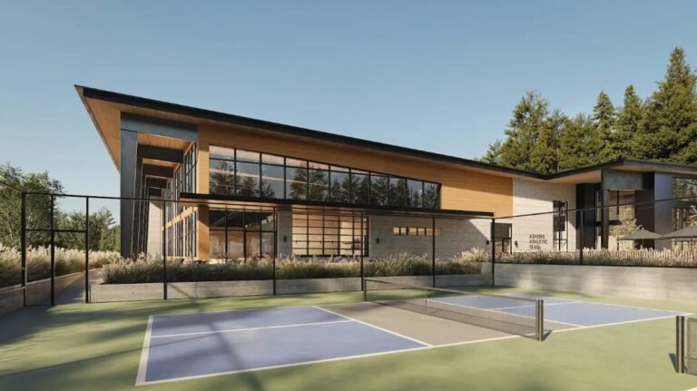 Athens Athletic Club offers luxury fitness options