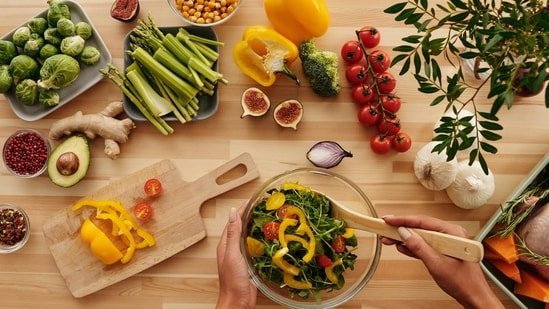 Doctor shares 5 nutrition tips for maintaining thyroid health ahead of World Thyroid Day 2026 Hindustan Times News