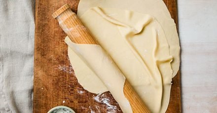 Homamade filo (phyllo) pastry recipe Homamade filo (phyllo) pastry recipe